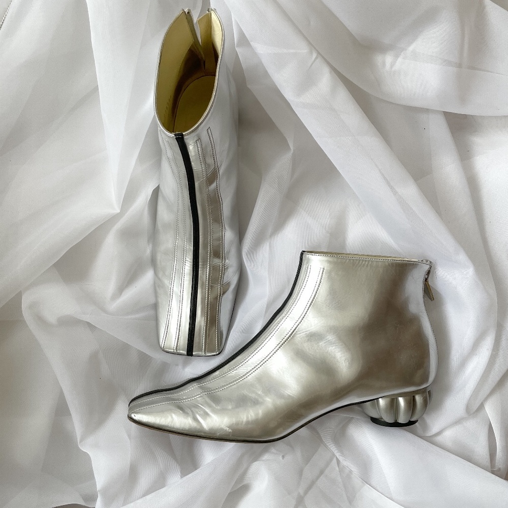 2012 CHANEL Boots | Metallic Silver CHANEL Boots | Size 9